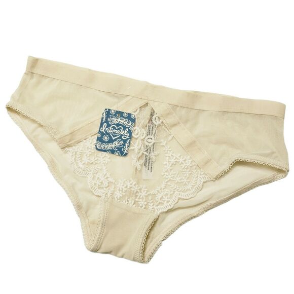 FREE PEOPLE Daydreamer hipster embroidered mesh panties in nude combo Sz XS NEW - Picture 1 of 6